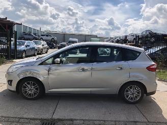 damaged passenger cars Ford C-Max 1.0 ecoboost 92kW NAVI 2013/6