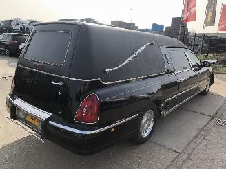 Lincoln Town Car 4.6i V8 164kW picture 4