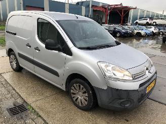 Citroën Berlingo 1.6hdi E5 Airco 3 persoons picture 3