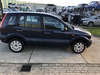 Unfallwagen Ford Fusion 14i 16v 59kW 2009/10