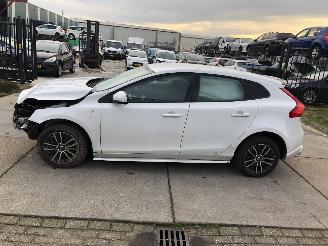 Avarii autoturisme Volvo V-40 2.0i T2 Nordic+ 2017/12