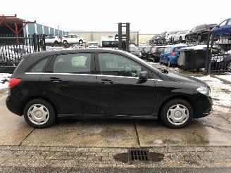 Mercedes B-klasse B180 Automaat E6 2013/4