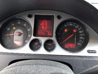 Volkswagen Passat 18tsi Combi picture 7