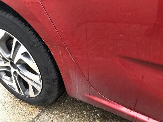 Citroën C4 PICASSO 12i 96kW E6 66000 km picture 12