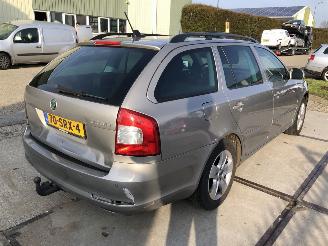 Skoda Octavia 12tsi 77kW E5 DSG Combi picture 4