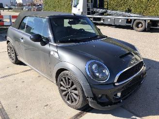 Mini Cooper S Cabrio automaat 135kW E5 picture 3