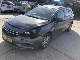 Opel Astra SPORTS TOURER 1.0i 77kW E6 picture 2