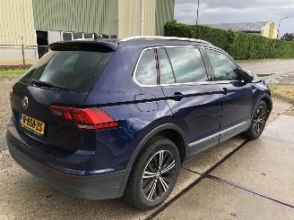 Volkswagen Tiguan 2.0tdi 110kW Automaat picture 4