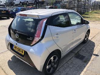 Toyota Aygo 1.0vvt-i X-PLAY , Airco, Kamera picture 5