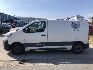 skadebil bedrijf Peugeot Expert 15 Bluehdi 100 Premium E6 75kW 2021/6