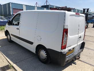 Peugeot Expert 1.6HDI 66kW Airco picture 5