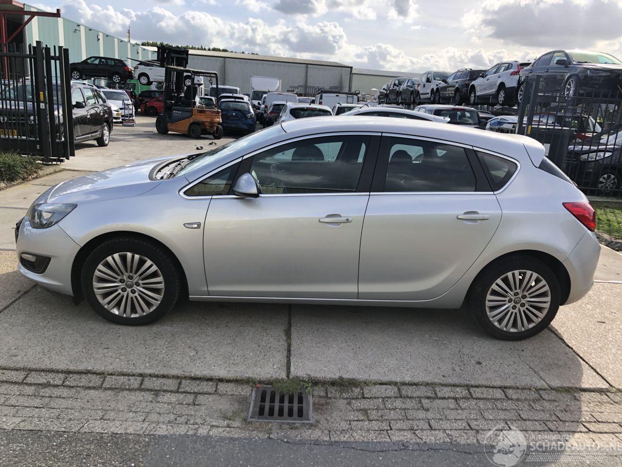 Opel Astra 1.4i 88kW E6 NAVI HB