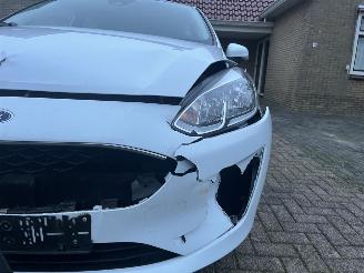 Ford Fiesta  picture 32