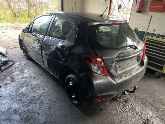 Toyota Yaris  picture 3