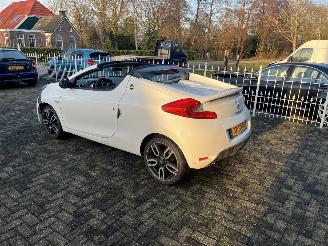 Renault Wind 1.6 16v Mooie auto weinig km !! picture 3