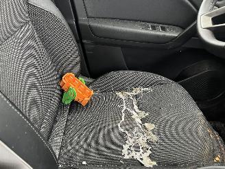 Renault Captur E-TECH HYBRID ca 75000 km !! picture 19