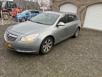 uszkodzony samochody osobowe Opel Insignia SPORTS TOURER 1.6 turbo !! 2010/6