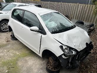 Volkswagen Up!  picture 4