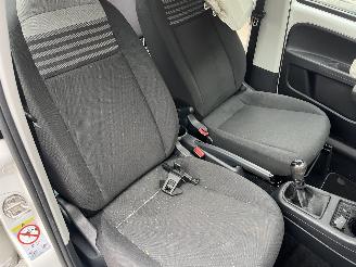 Volkswagen Up!  picture 5