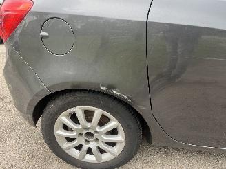 Opel Meriva 1.7 cdti motorschade !! picture 19