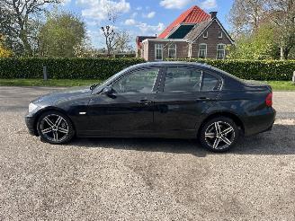 BMW 3-serie 318i nieuwe distributie ketting en klepseals !! picture 2
