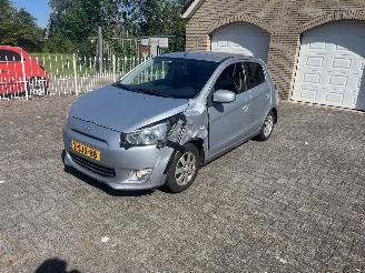  Mitsubishi Space-gear Automaat !! Zeer weinig km !! 2013/10