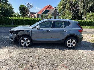 Volvo XC40 Automaat !! Weinig km !! picture 2