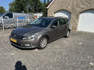 Vaurioauto  passenger cars Volkswagen Passat 1.8 tsi weinig km !! 2011/4