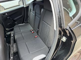 Peugeot 2008  picture 16