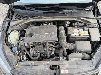 Kia Proceed 1.4 t-gdi picture 29