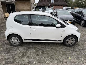 Volkswagen Up!  picture 6