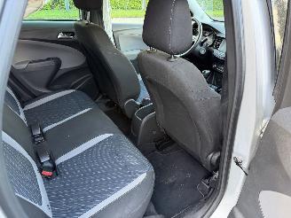 Opel Crossland X picture 13