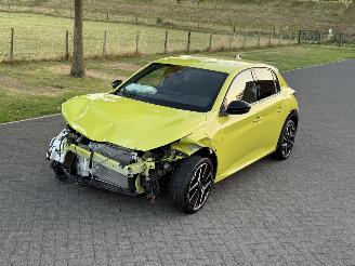 Peugeot 208 1.2 Puretech 100 GT picture 2