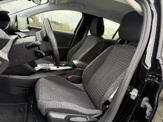 Peugeot e-208 EV Active Pack 50 kWh picture 8