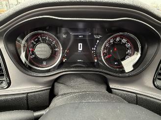 Dodge Challenger SXT / V6 / Automaat / Special Exhaust System picture 13