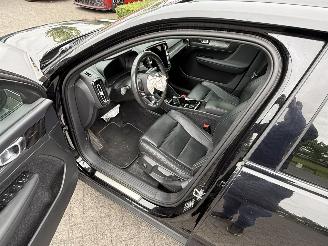 Volvo XC40 1.5 T4 RECHARGE GEARTRONIC R-DESIGN picture 8