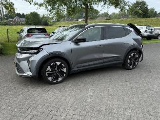 Voiture accidenté Renault Scenic E-Tech EV87 Long Range 2025/11