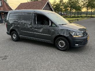 Volkswagen Caddy maxi 2.0 TDI Maxi Trandline 75kw picture 3