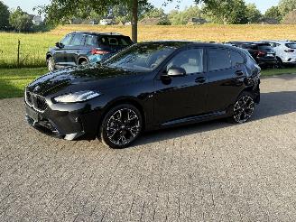 Voiture accidenté BMW 1-serie 116 90 KW / M-Pakket / Leer 2025/6