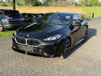 BMW 1-serie 116 90 KW / M-Pakket / Leer picture 2