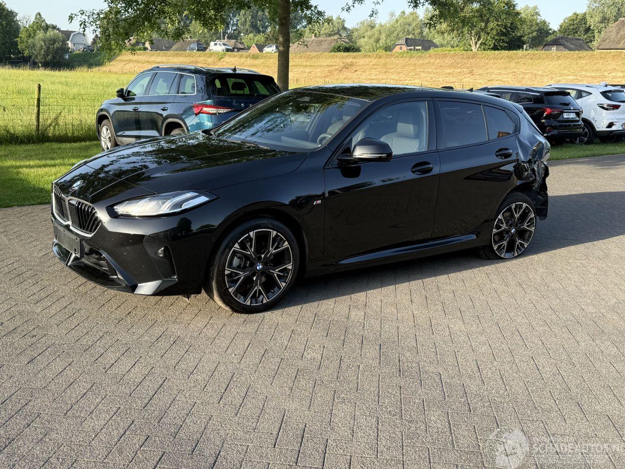 BMW 1-serie 116 90 KW / M-Pakket / Leer