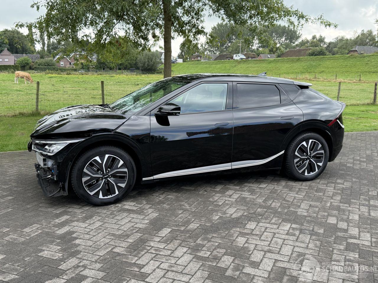 Kia EV6 77.4 KWH / Leer