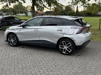 MG MG4 77 kWh Trophy Extended Range picture 7