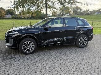 Damaged car Audi Q6 e-tron 100 kWh S-Line Performance Advanced Edition 2025/6