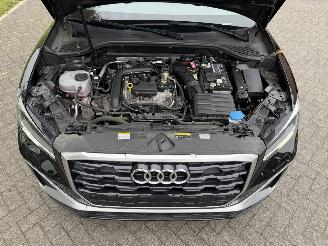 Audi Q2 S-line / Panorama / Leer picture 10