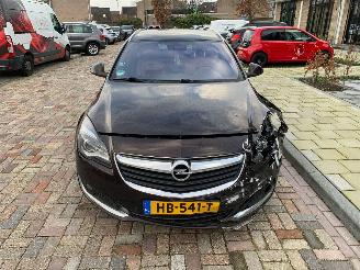 krockskadad bil auto Opel Insignia SPORTS TOURER 1.6 TURBO 2015/7
