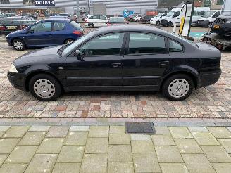 Volkswagen Passat 1.6 trendline picture 8