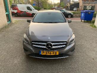 Schadeauto Mercedes A-klasse 180 ambition 2015/1