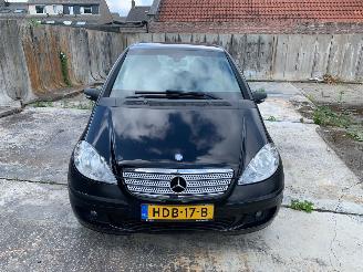Coche accidentado Mercedes A-klasse a 150 2007/2