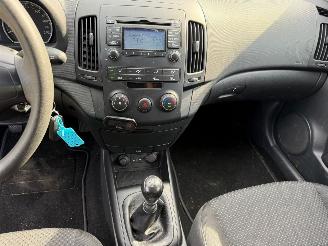 Hyundai I-30 1.4i dynamic picture 17